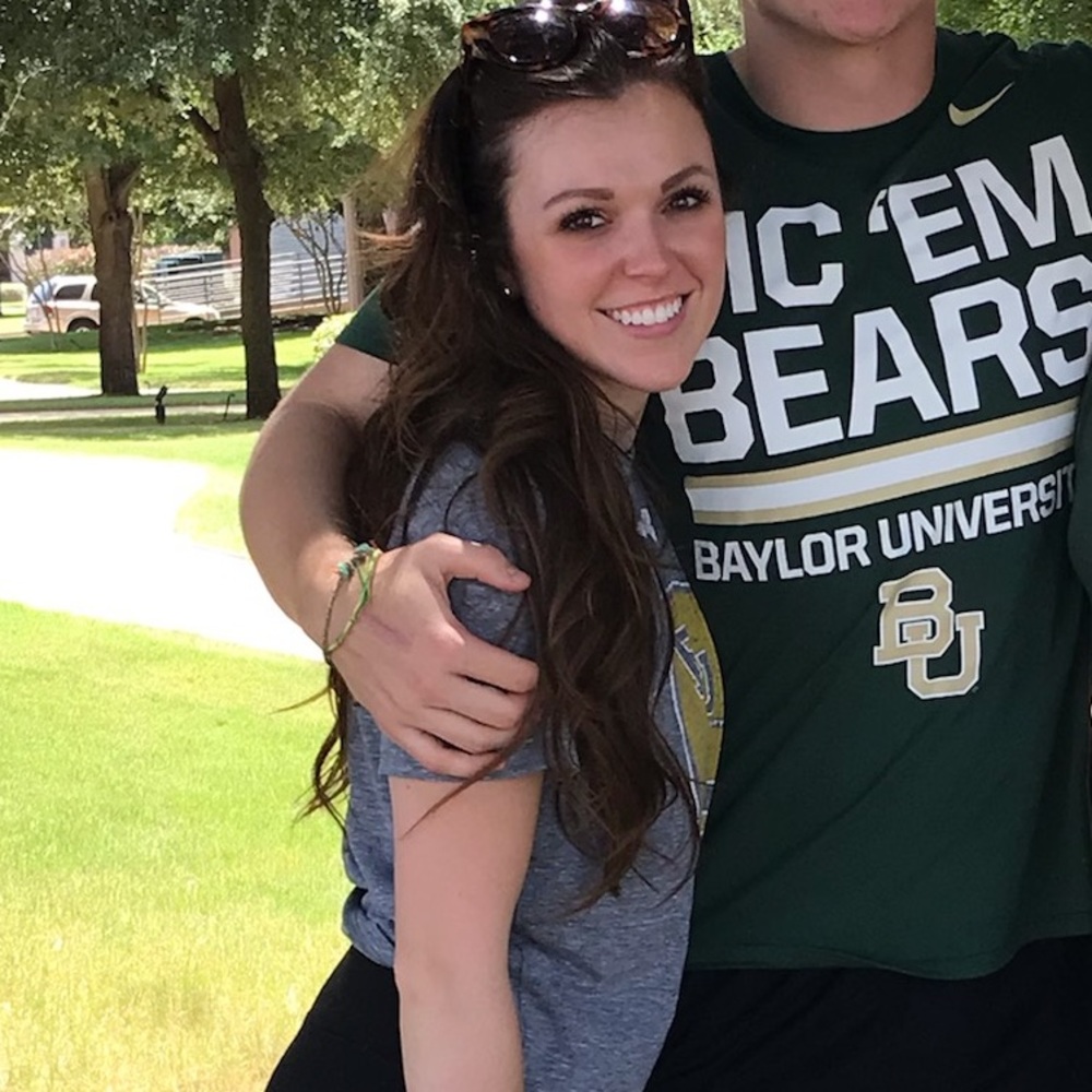 Meet your Posher, Abigail